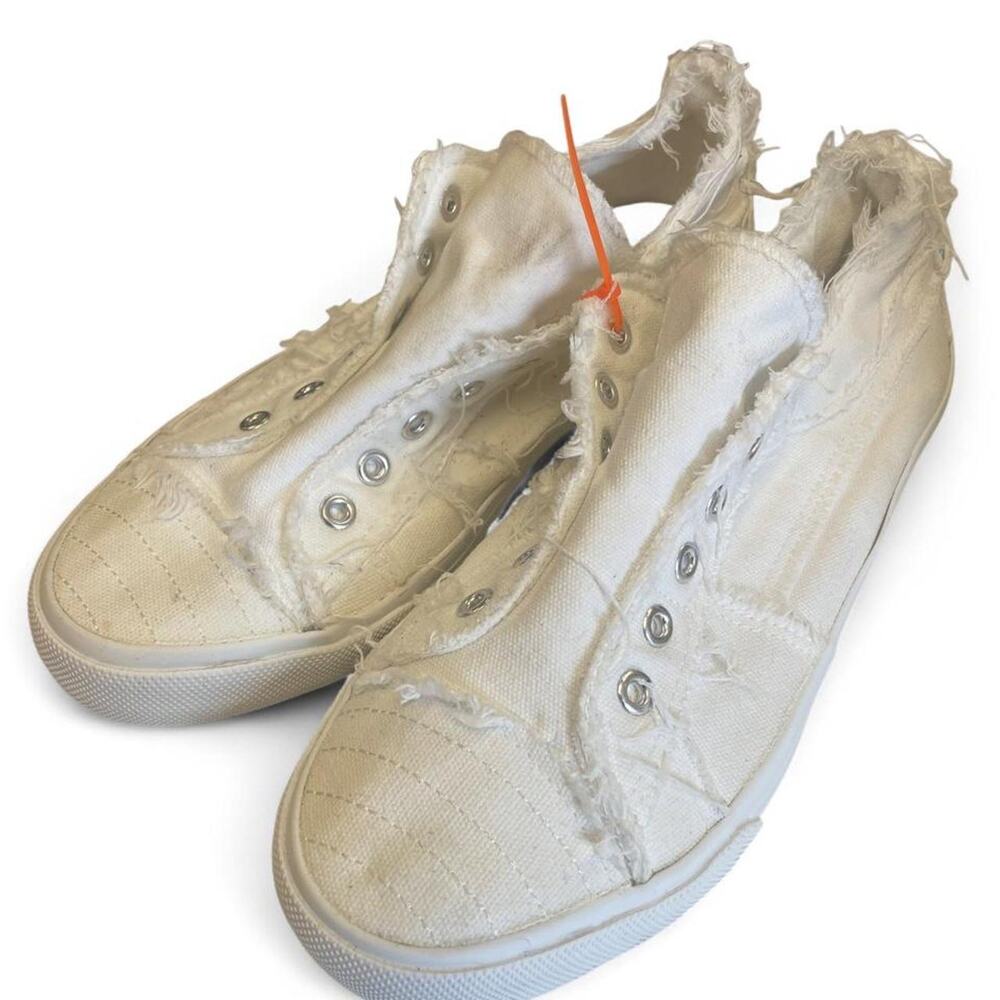 White canvas sneakers